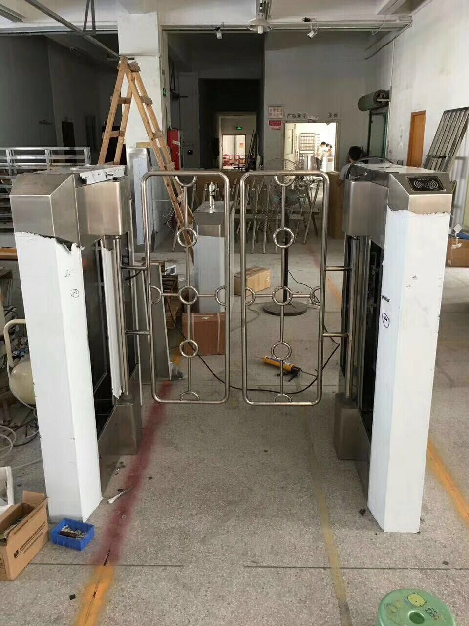 钦州钦北区防跨越摆闸
