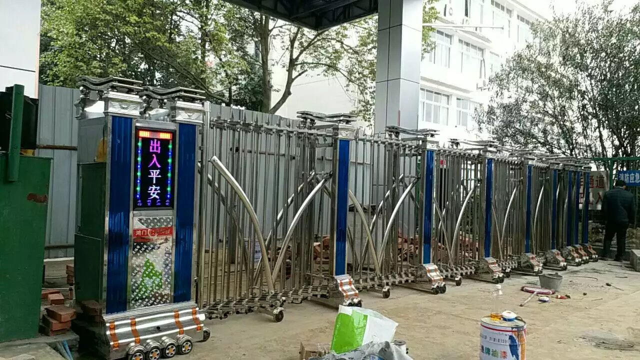 钦州钦北区钦州钦北区四川绵阳市飞机场伸缩门